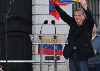 Venezuela, González Urrutia rientrerà il 10 gennaio per insediarsi come presidente