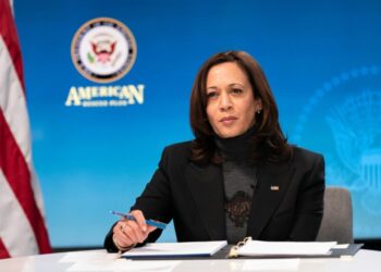 La «rivoluzione» di genere è fallita: così la donne bianche e latinoamericane hanno tradito Harris