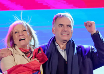 Presidenziali Uruguay, Yamandù Orsi è il nuovo presidente