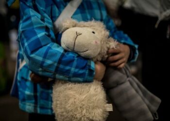 Una Navidad de esperanza en los ojos de los huérfanos ucranianos