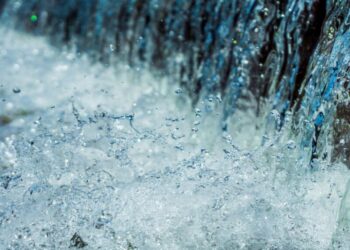 L’acqua come carburante per viaggiare nello spazio? Ecco la ricerca dell’Università di Bologna