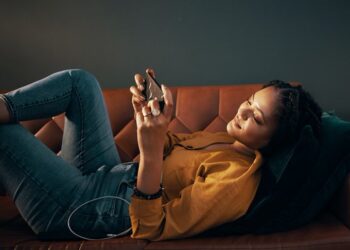 Cybersicurezza: sulle App di incontri, il 61% di utenti si imbatte in messaggi sospetti