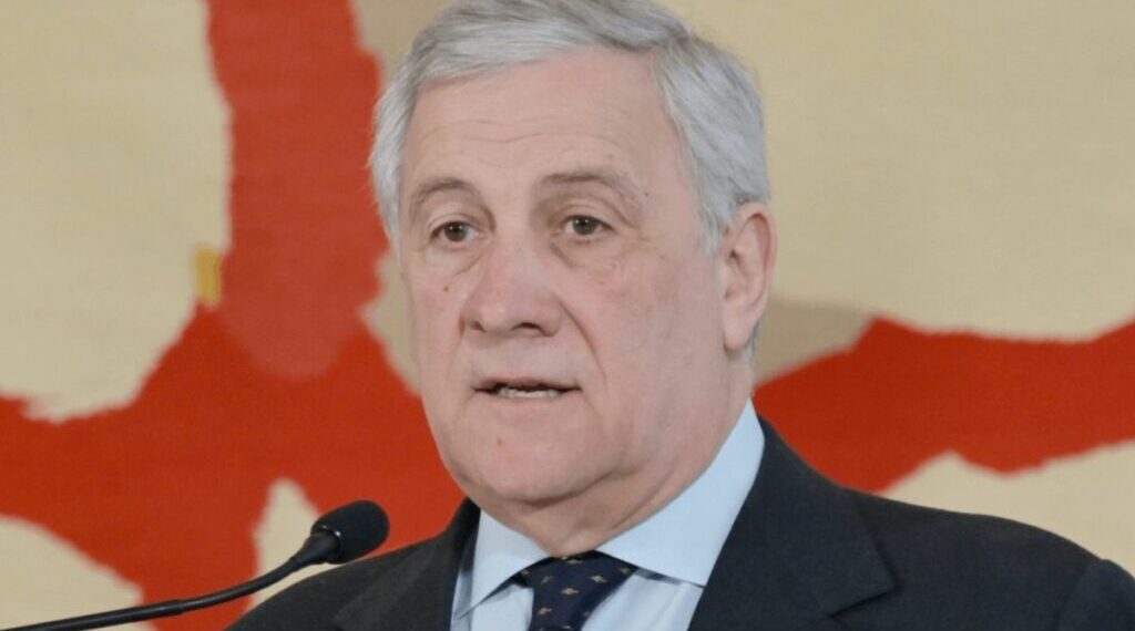 Tajani: «Ha ragione Trump, dobbiamo arrivare al 2% del Pil per la difesa»