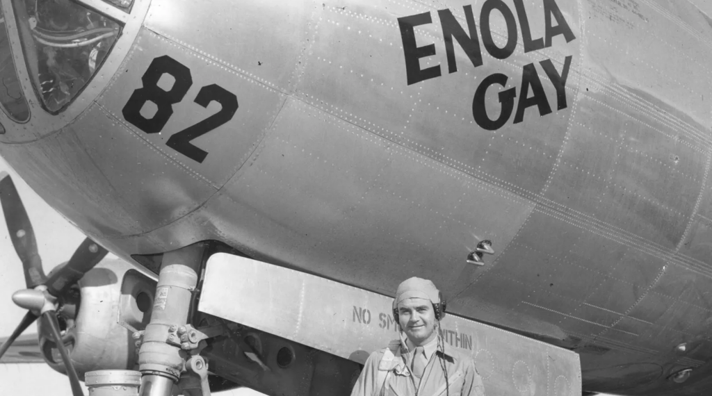 La censura di Trump sull’aereo che lanciò l’atomica su Hiroshima: si chiama Gay