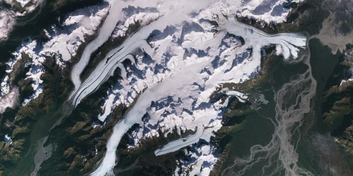 I ghiacciai di tutto il mondo si stanno sciogliendo a ritmo mai visto