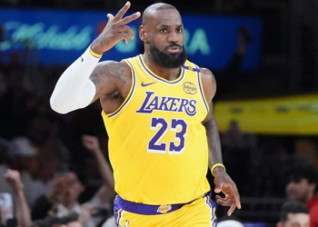 LeBron James, come te nessuno mai: superata la soglia simbolica dei 50.000 punti in NBA