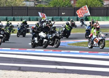 Il 25-26 aprile motori spenti nella patria del Sic58: niente raduno per il lutto nazionale
