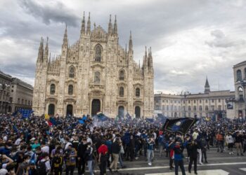 Napoli e Inter si giocheranno lo scudetto in contemporanea, domenica 18 maggio