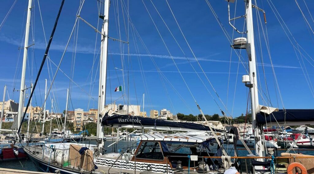 In mare dalla Sicilia a Gaza con 100 kg di riso: ecco la nave della speranza