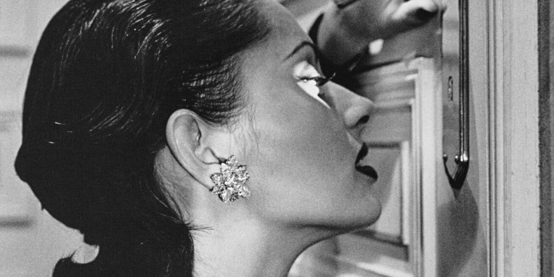 A Caraglio una mostra dedicata ad Helmut Newton. Intrecci : Uno Stile Unico e Geniale